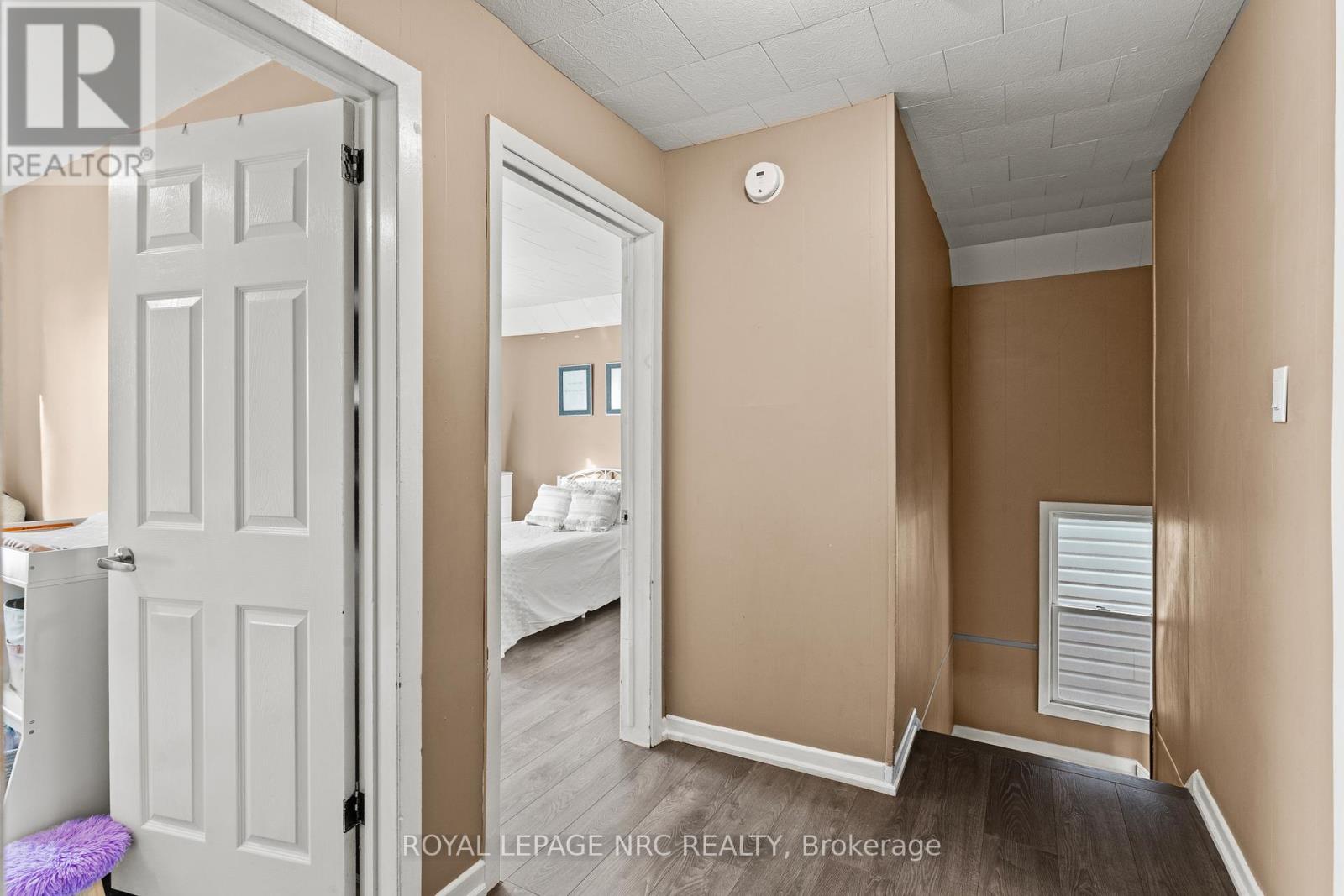 313 Burgar Street, Welland, Ontario  L3B 2T5 - Photo 15 - X12561474