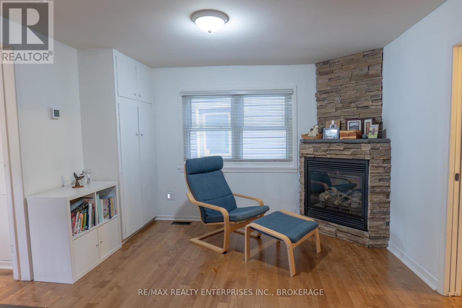 10 Antwerp Street, St. Catharines, Ontario  L2S 1J8 - Photo 9 - X12561882