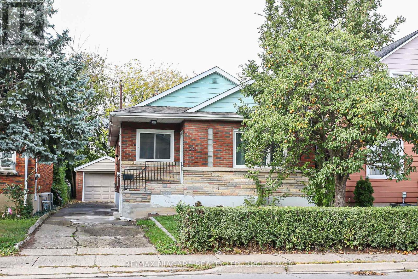 261 VINE STREET, St. Catharines, Ontario