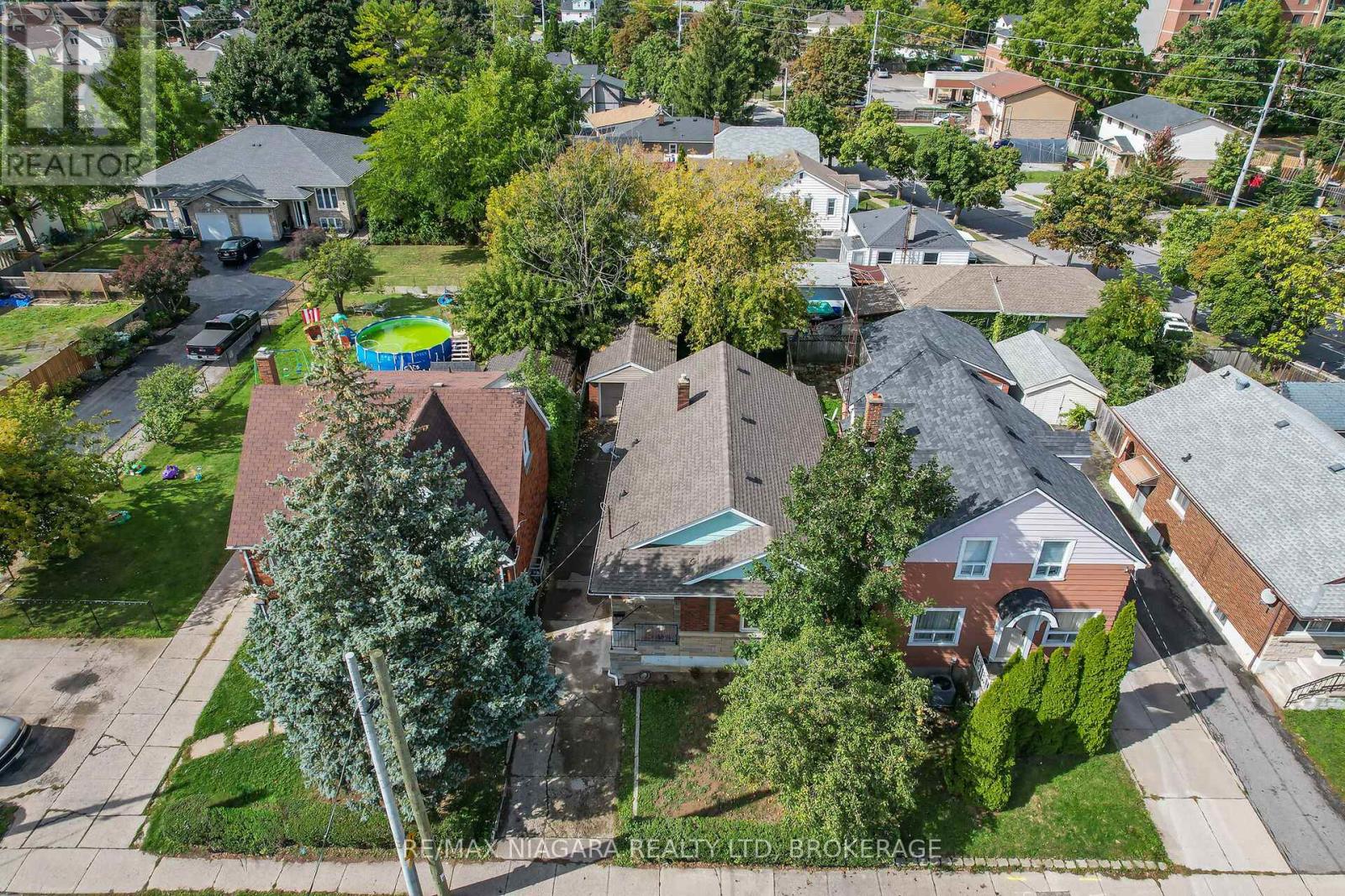 261 Vine Street, St. Catharines, Ontario  L2M 4T2 - Photo 36 - X12562218