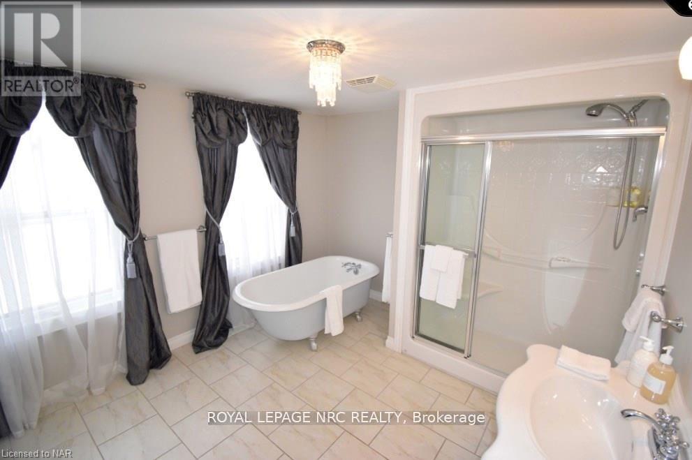 Front - 79 Johnson Street, Niagara-On-The-Lake, Ontario  L0S 1J0 - Photo 13 - X12563830