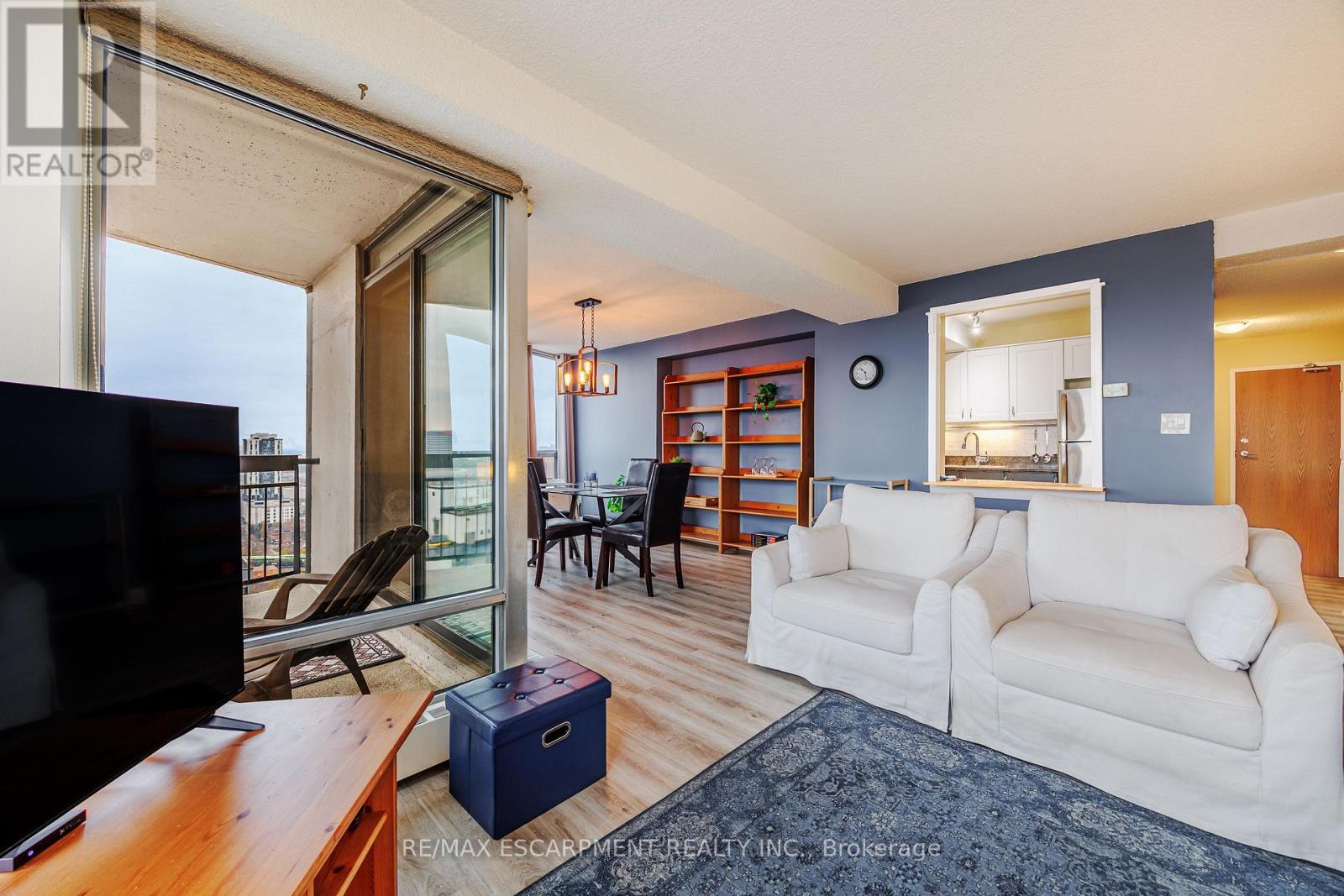 2604 - 150 Charlton Avenue E, Hamilton, Ontario  L8N 3X3 - Photo 5 - X12563876