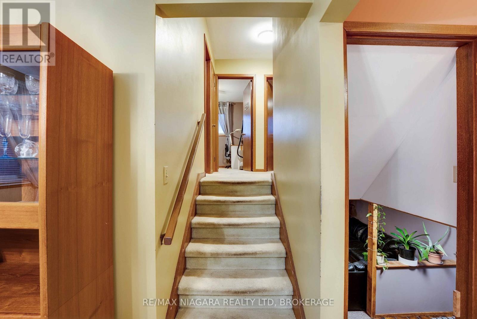 5 Rene Lane, St. Catharines, Ontario  L2P 3L3 - Photo 11 - X12564432