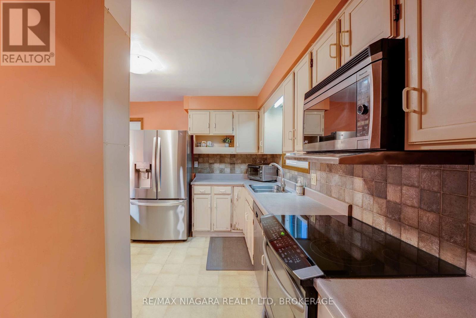 5 Rene Lane, St. Catharines, Ontario  L2P 3L3 - Photo 15 - X12564432