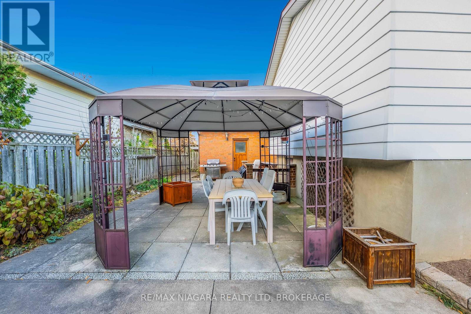 5 Rene Lane, St. Catharines, Ontario  L2P 3L3 - Photo 35 - X12564432