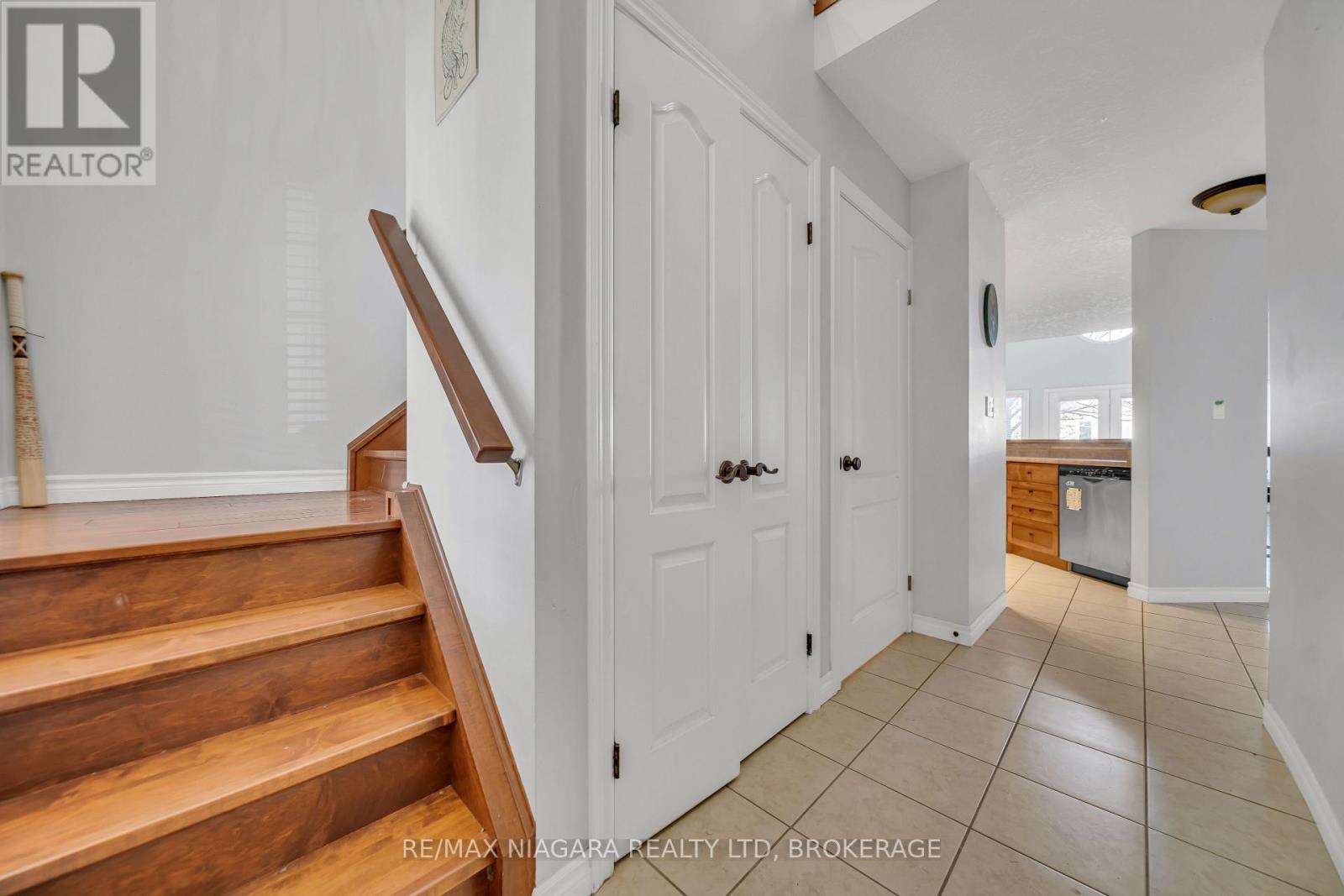 81 - 165 Terraview Crescent, Guelph, Ontario  N1G 5G9 - Photo 4 - X12565848