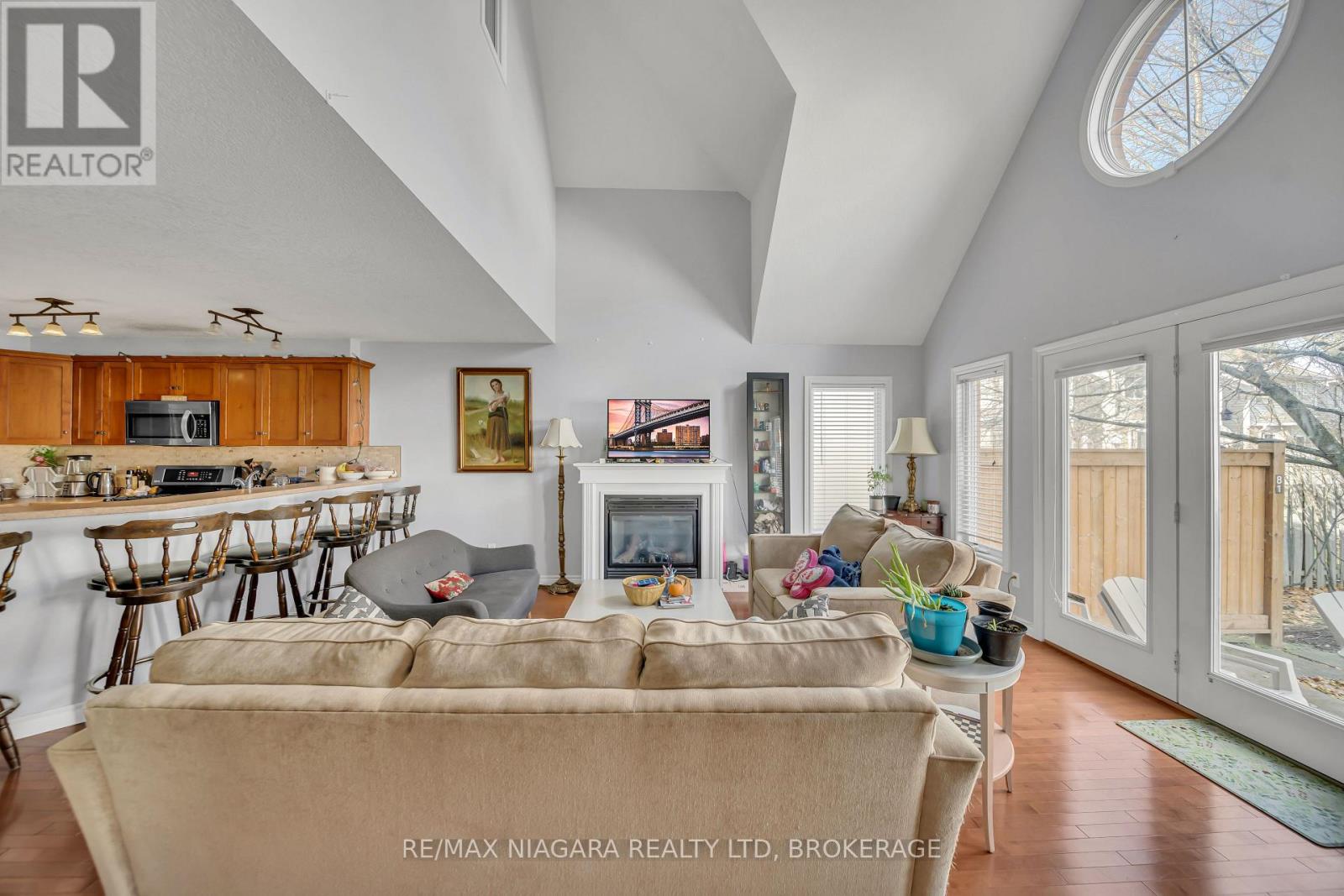 81 - 165 Terraview Crescent, Guelph, Ontario  N1G 5G9 - Photo 8 - X12565848