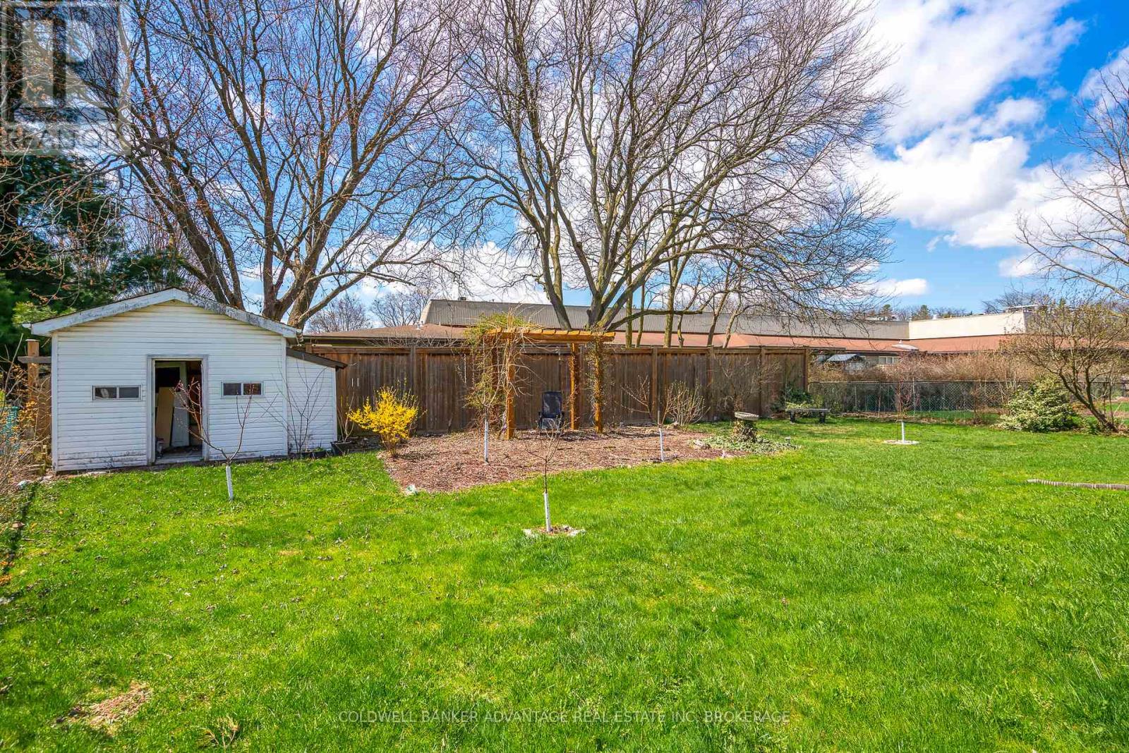 6808 Corwin Crescent, Niagara Falls, Ontario  L2G 2M7 - Photo 12 - X12565878