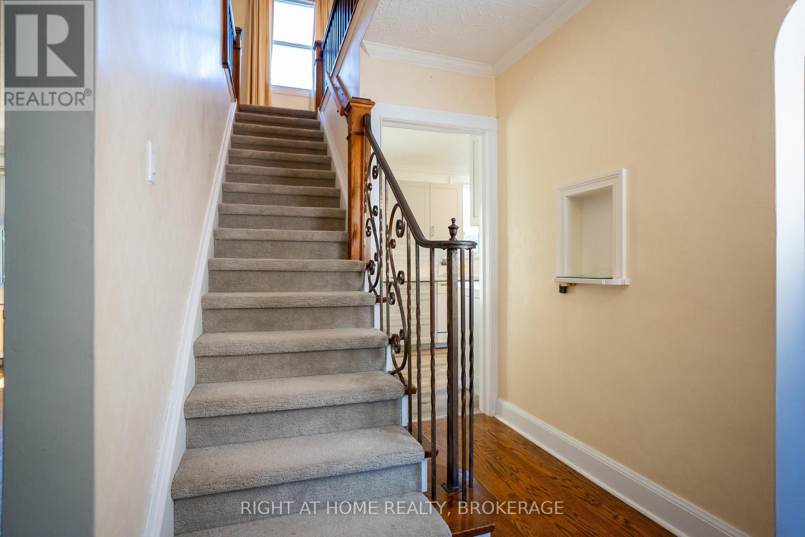 57 Edgar Street, Welland, Ontario  L3C 1S6 - Photo 9 - X12566432