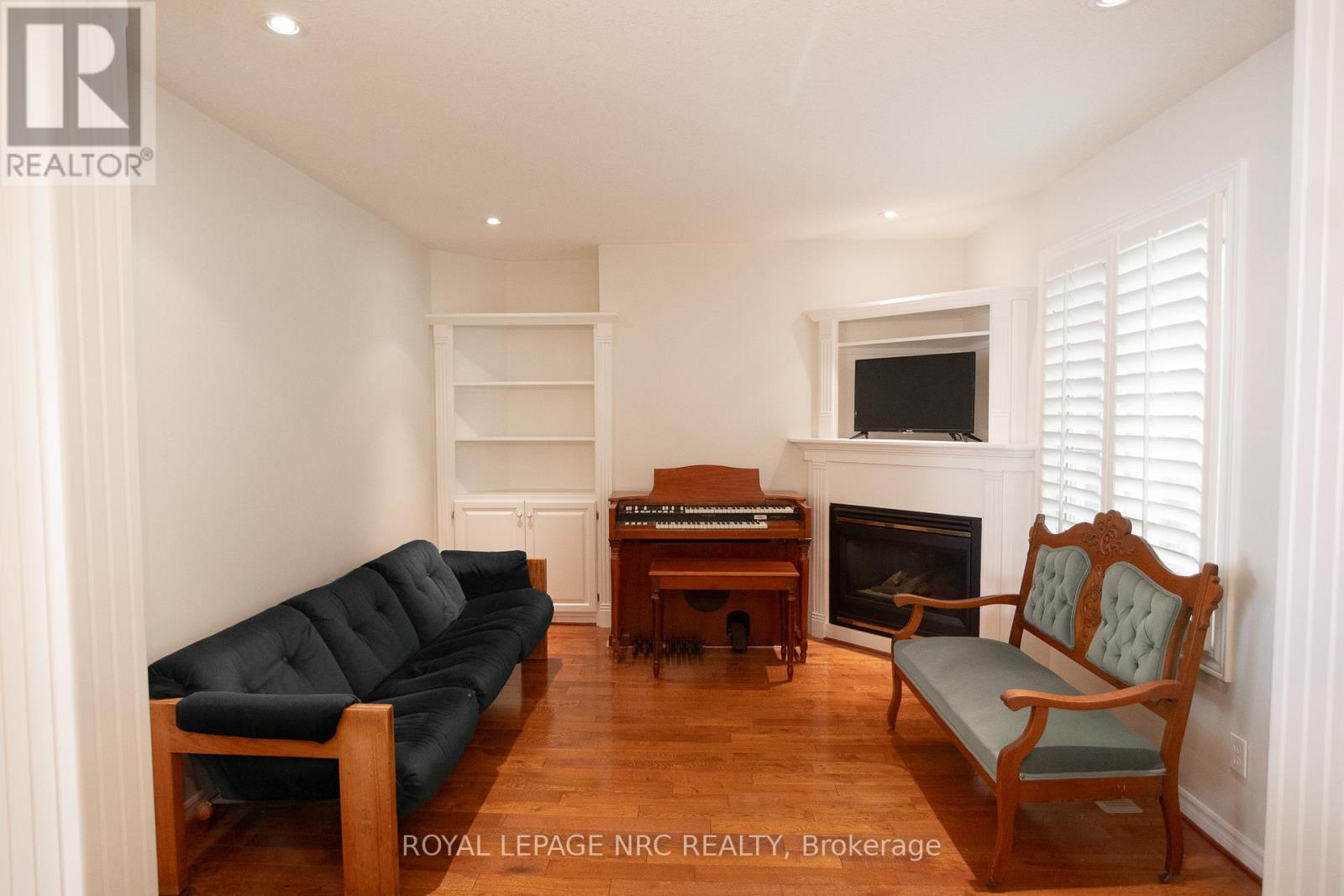 6 - 4667 Portage Road, Niagara Falls, Ontario  L2E 6A9 - Photo 9 - X12567342