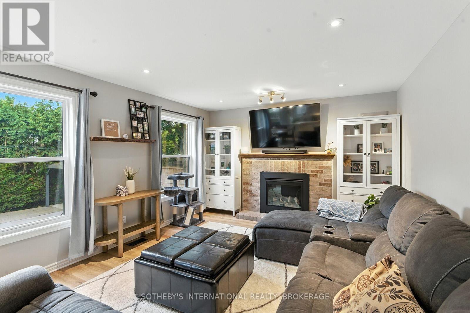 32 Sterling Street, St. Catharines, Ontario  L2S 3T2 - Photo 12 - X12567970