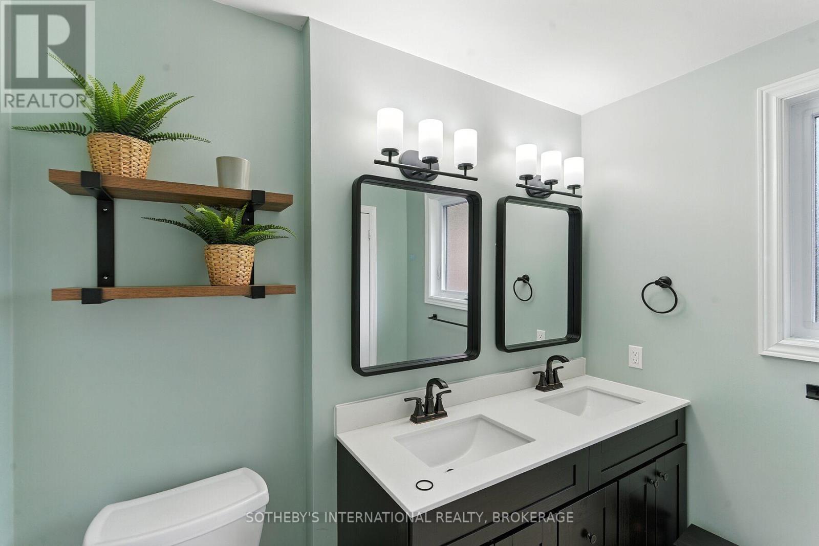 32 Sterling Street, St. Catharines, Ontario  L2S 3T2 - Photo 16 - X12567970