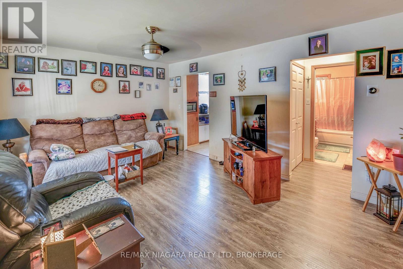 50 Haig Street, St. Catharines, Ontario  L2R 6K9 - Photo 4 - X12569340