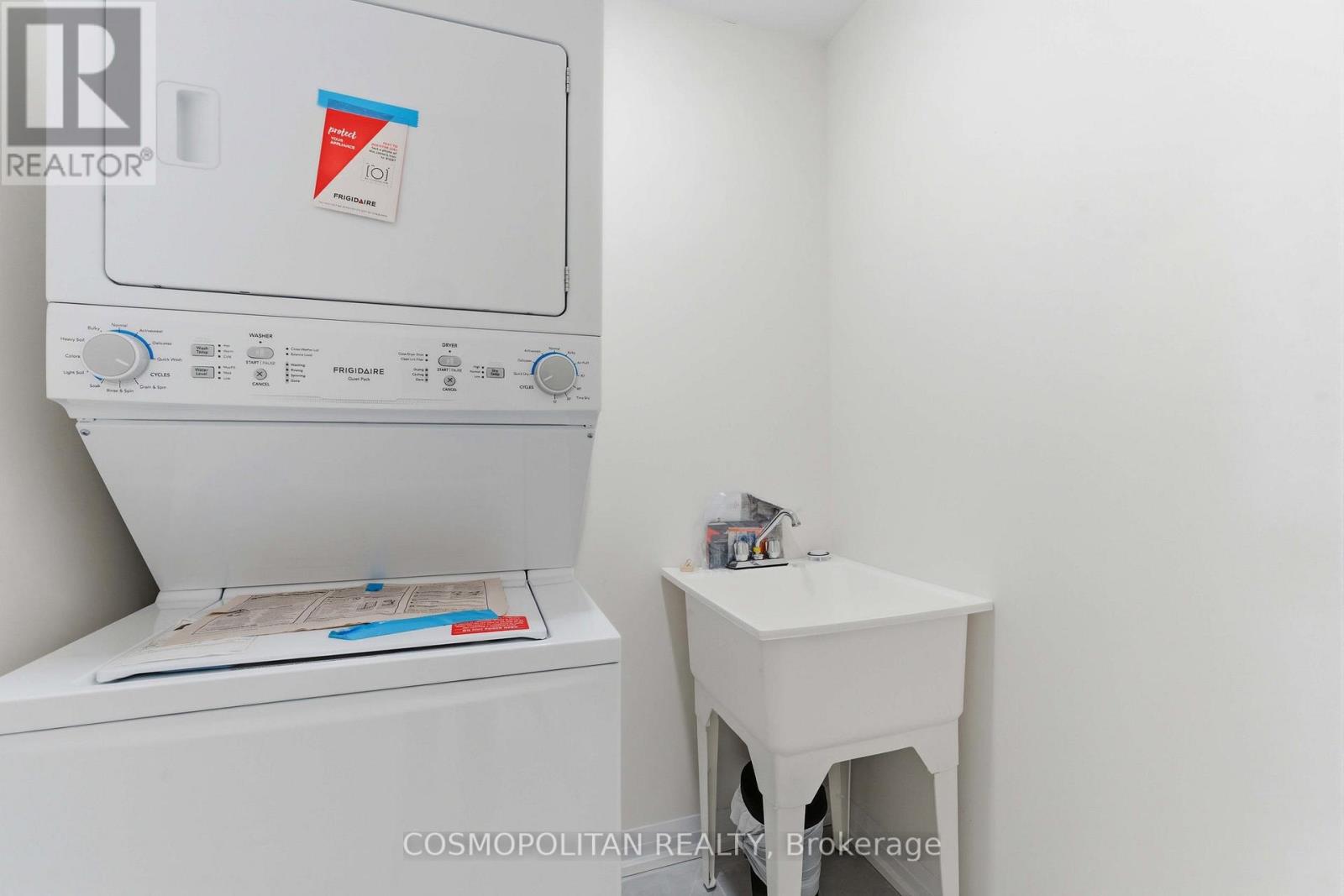 B - 71 Bradley Street, St. Catharines, Ontario  L2T 1R5 - Photo 35 - X12569538