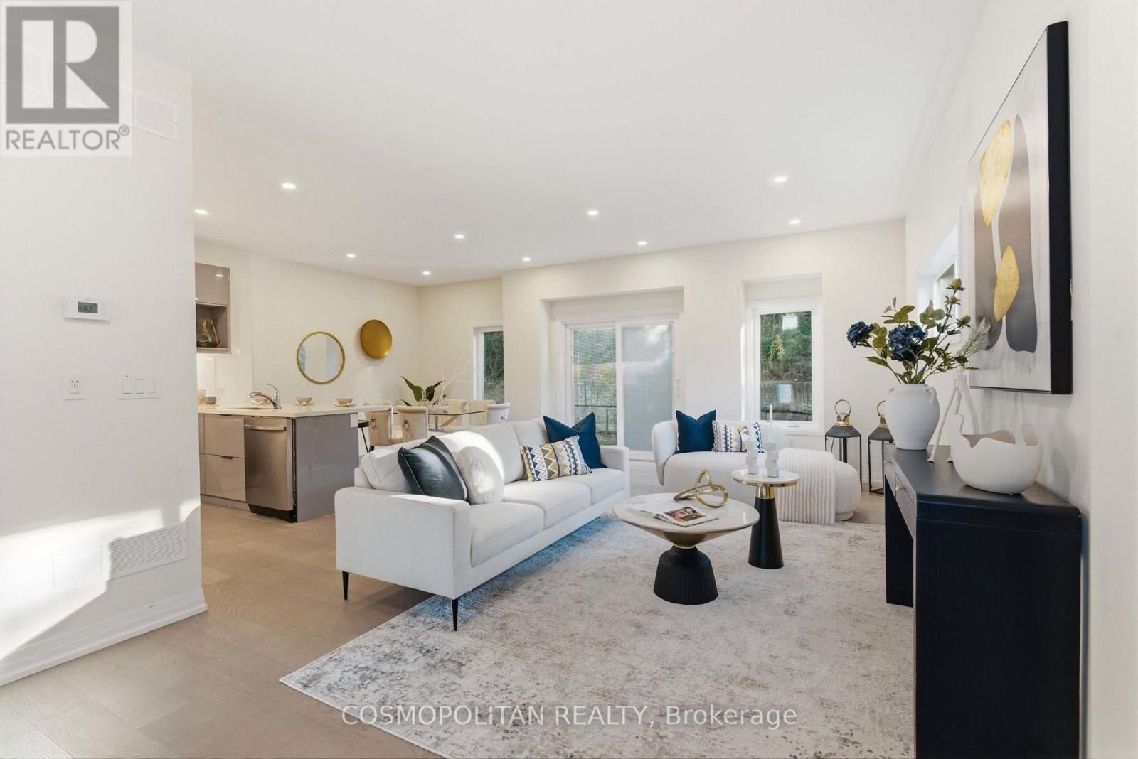 B - 71 Bradley Street, St. Catharines, Ontario  L2T 1R5 - Photo 4 - X12569538