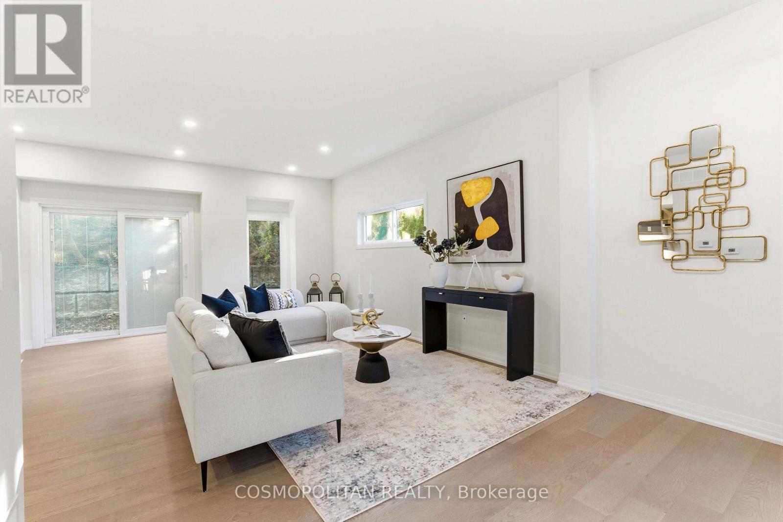 B - 71 Bradley Street, St. Catharines, Ontario  L2T 1R5 - Photo 6 - X12569538