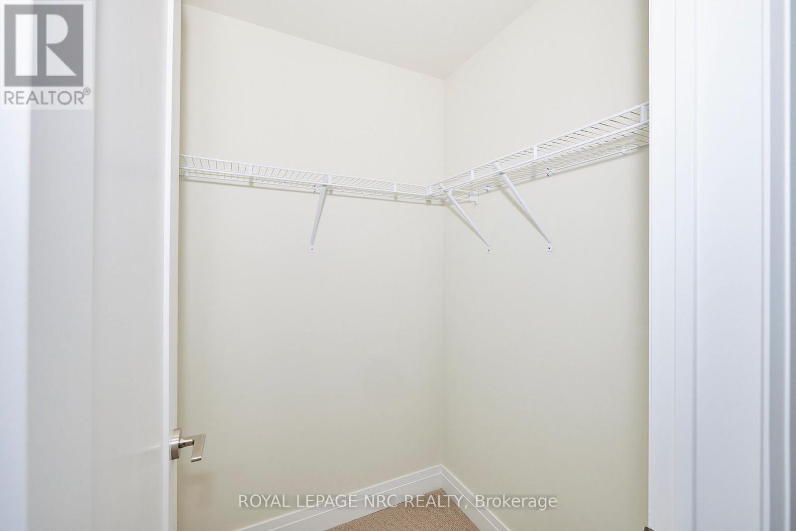 545 - 16 Concord Place, Grimsby, Ontario  L3M 0G7 - Photo 10 - X12570274