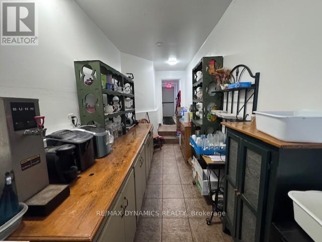 5689 Main Street, Niagara Falls, Ontario  L2G 5Z3 - Photo 9 - X12572472