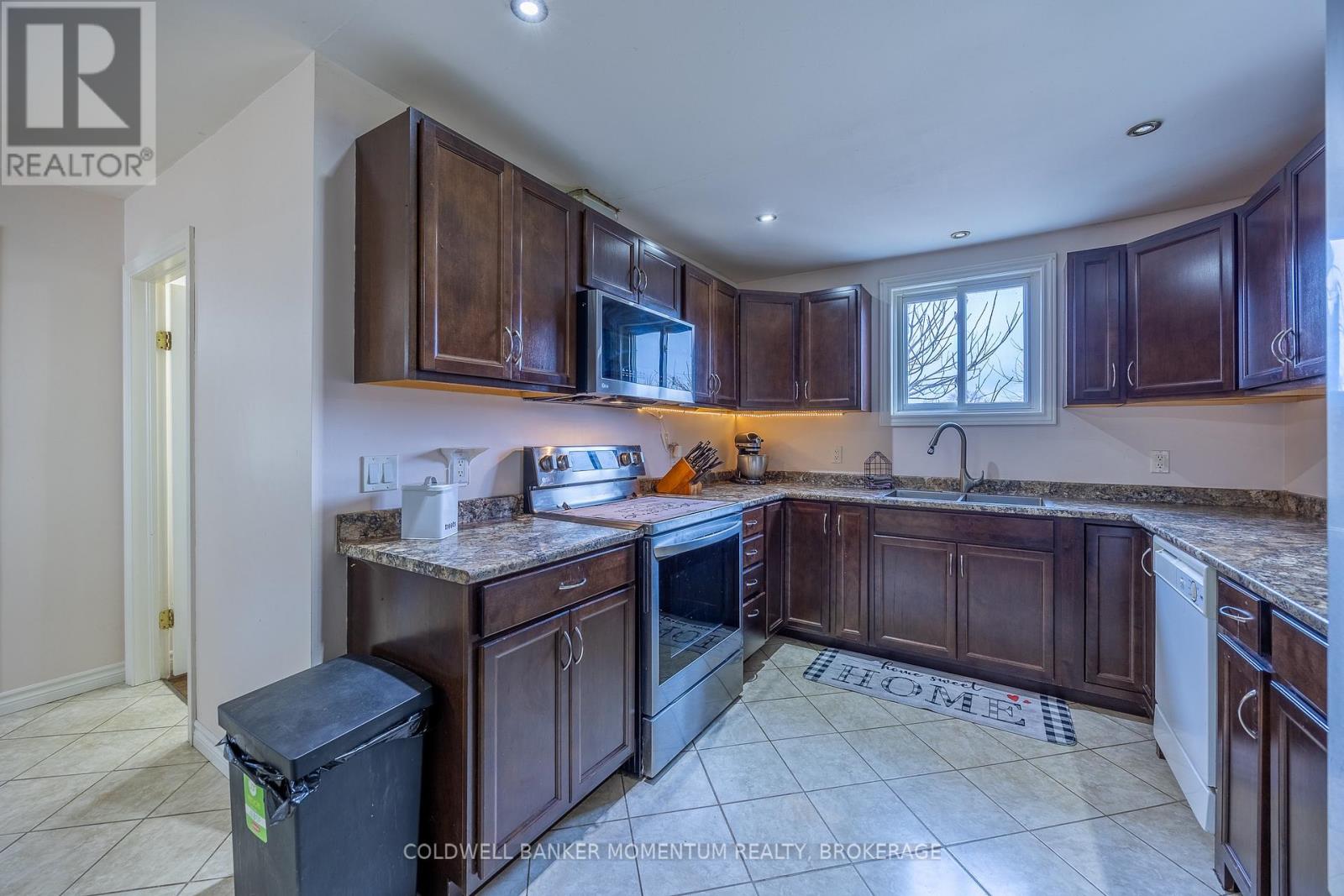 1538 Forestry Farm Road, Norfolk, Ontario  N0E 1G0 - Photo 14 - X12574552