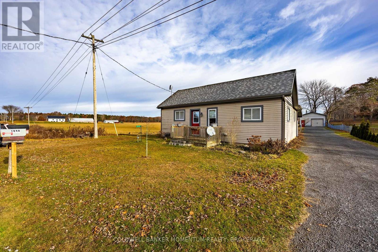 1538 Forestry Farm Road, Norfolk, Ontario  N0E 1G0 - Photo 2 - X12574552