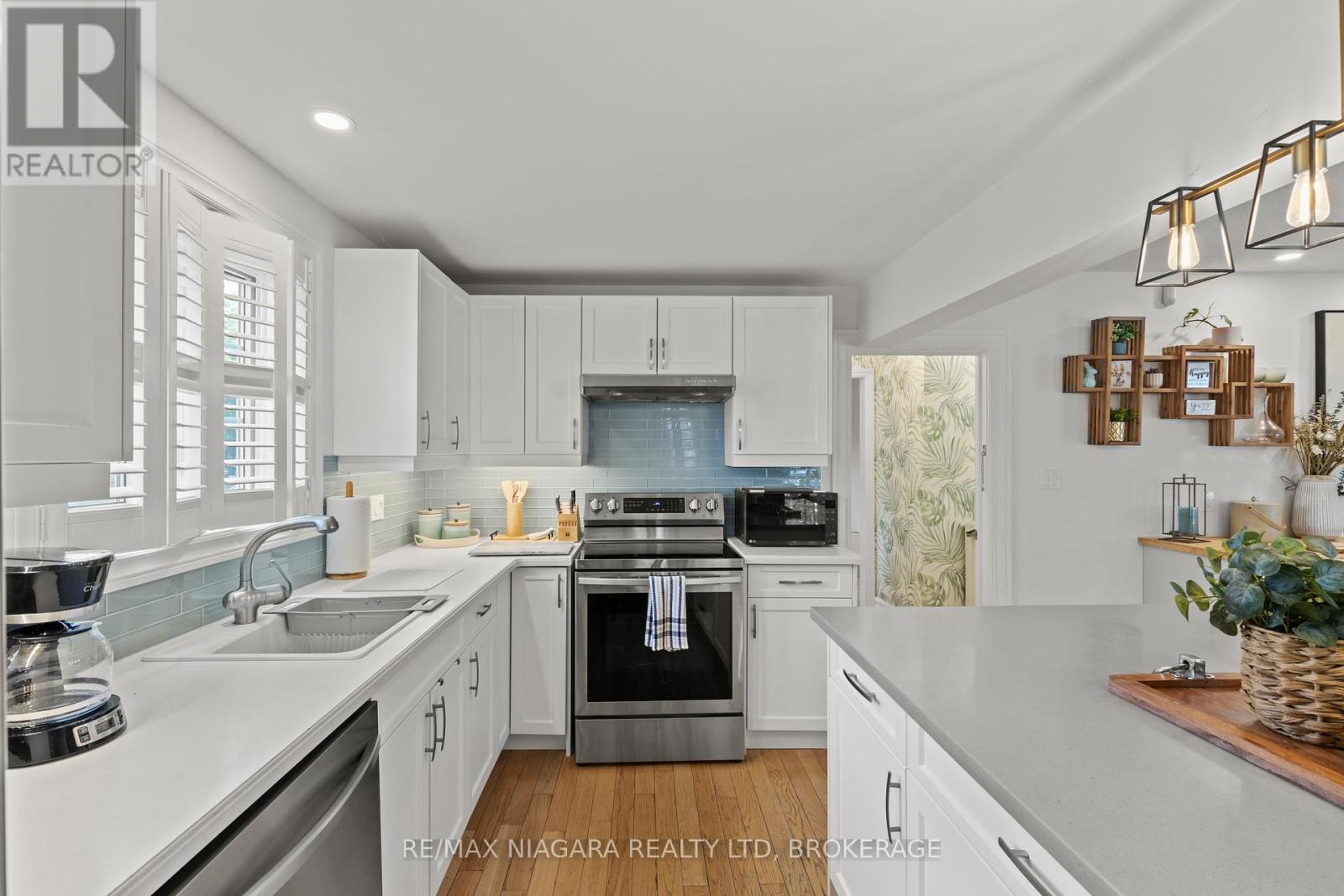 202 Anne Street, Niagara-On-The-Lake, Ontario  L0S 1J0 - Photo 14 - X12575482