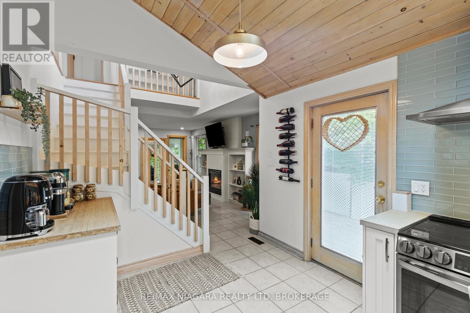 202 Anne Street, Niagara-On-The-Lake, Ontario  L0S 1J0 - Photo 31 - X12575482