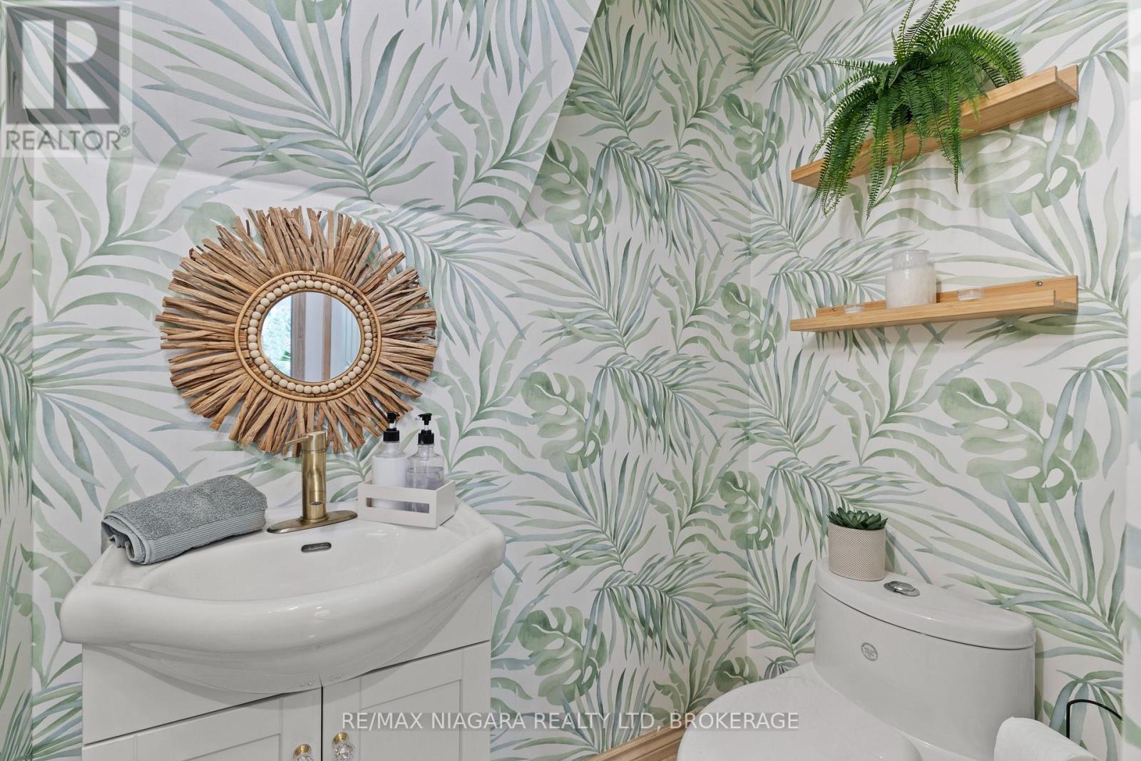 202 Anne Street, Niagara-On-The-Lake, Ontario  L0S 1J0 - Photo 34 - X12575482