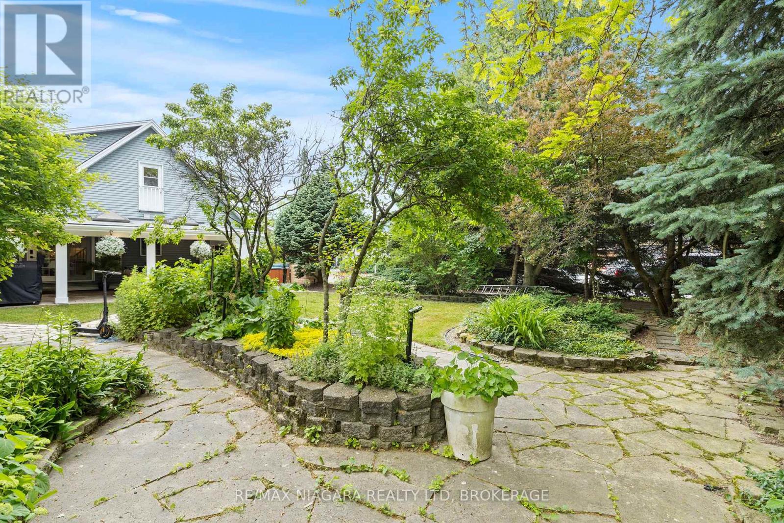 202 Anne Street, Niagara-On-The-Lake, Ontario  L0S 1J0 - Photo 41 - X12575482