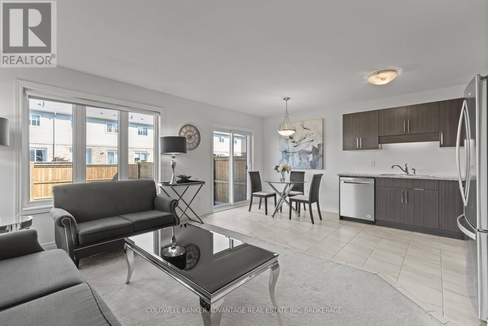 222 Heron Street, Welland, Ontario  L3C 0G7 - Photo 12 - X12575552