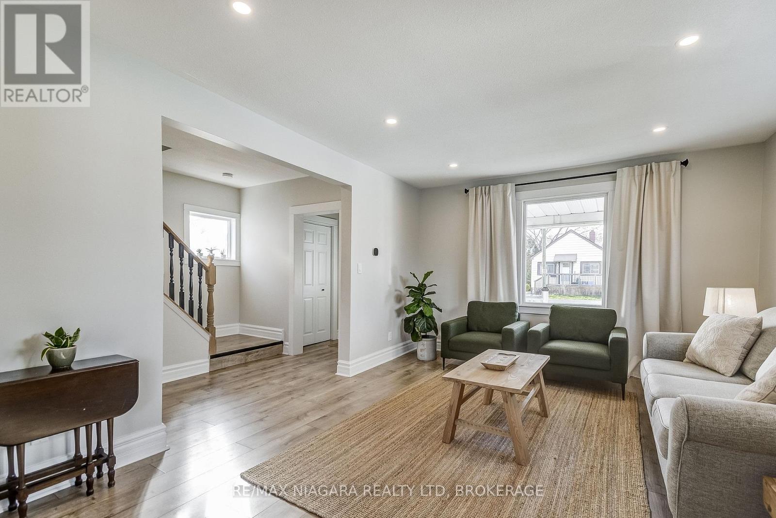 48 Wilton Avenue, Welland, Ontario  L3C 1Z9 - Photo 10 - X12575640