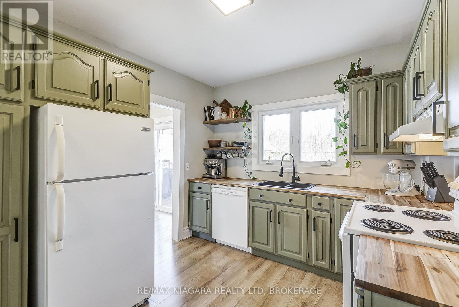 48 Wilton Avenue, Welland, Ontario  L3C 1Z9 - Photo 18 - X12575640