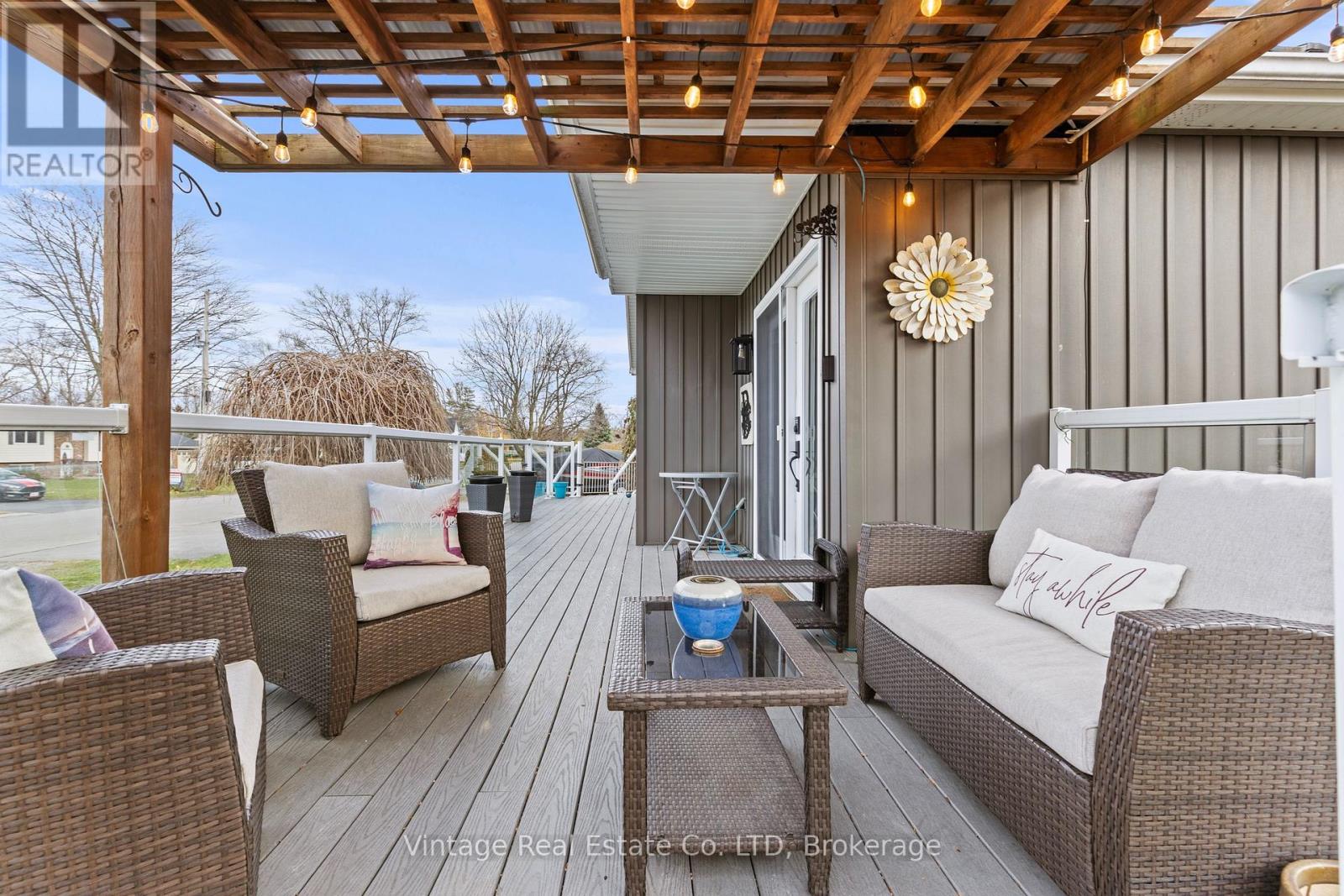 104 Concession Street E, Haldimand, Ontario  N1A 1A1 - Photo 5 - X12575898