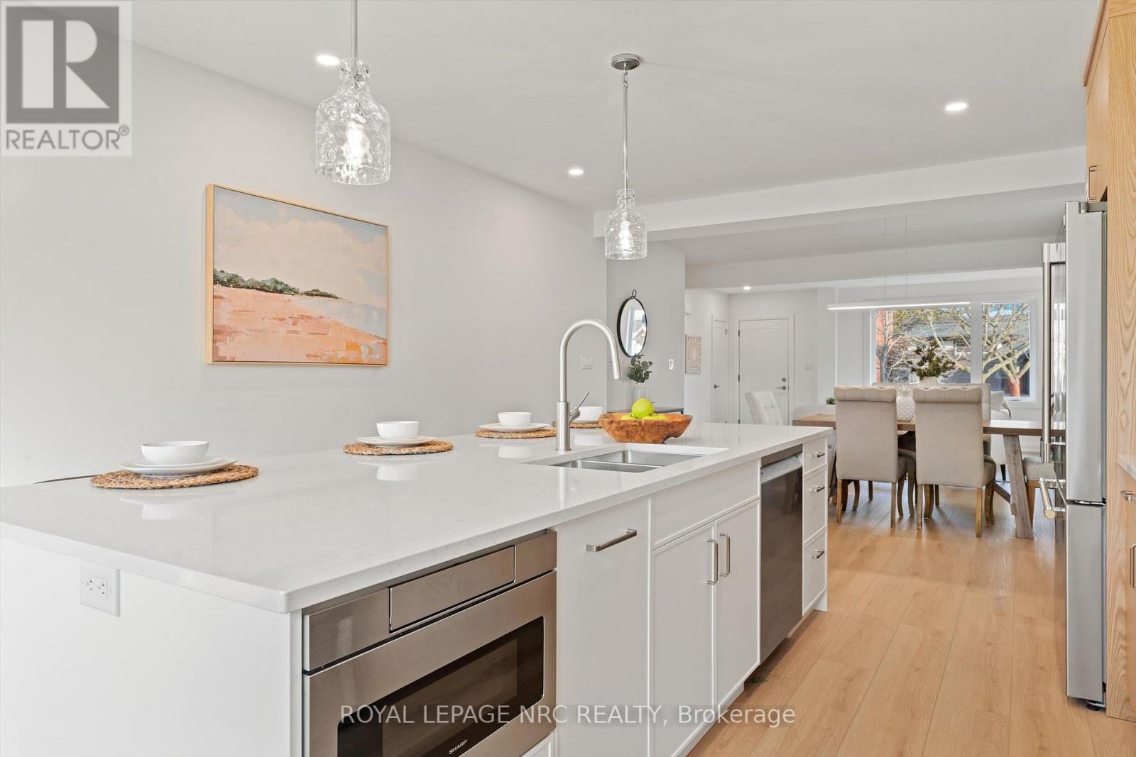 118 Glenwood Avenue, St. Catharines, Ontario  L2R 4C7 - Photo 15 - X12576028