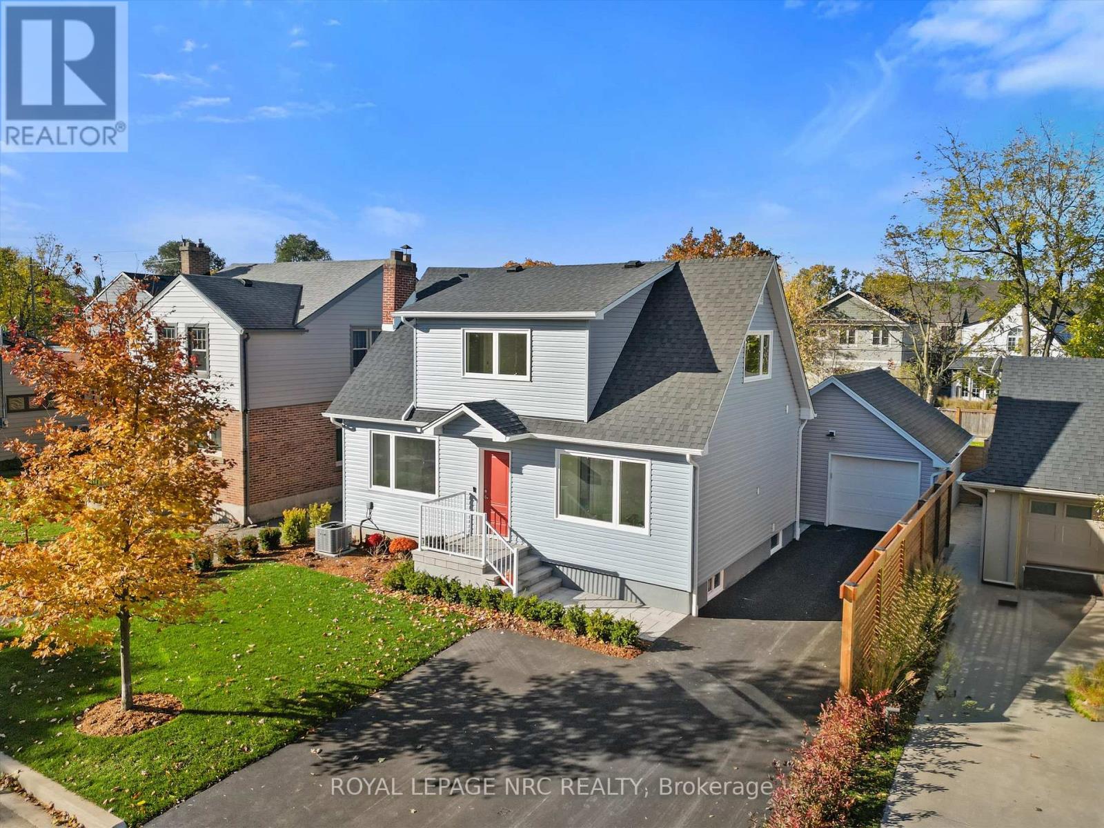 118 Glenwood Avenue, St. Catharines, Ontario  L2R 4C7 - Photo 2 - X12576028