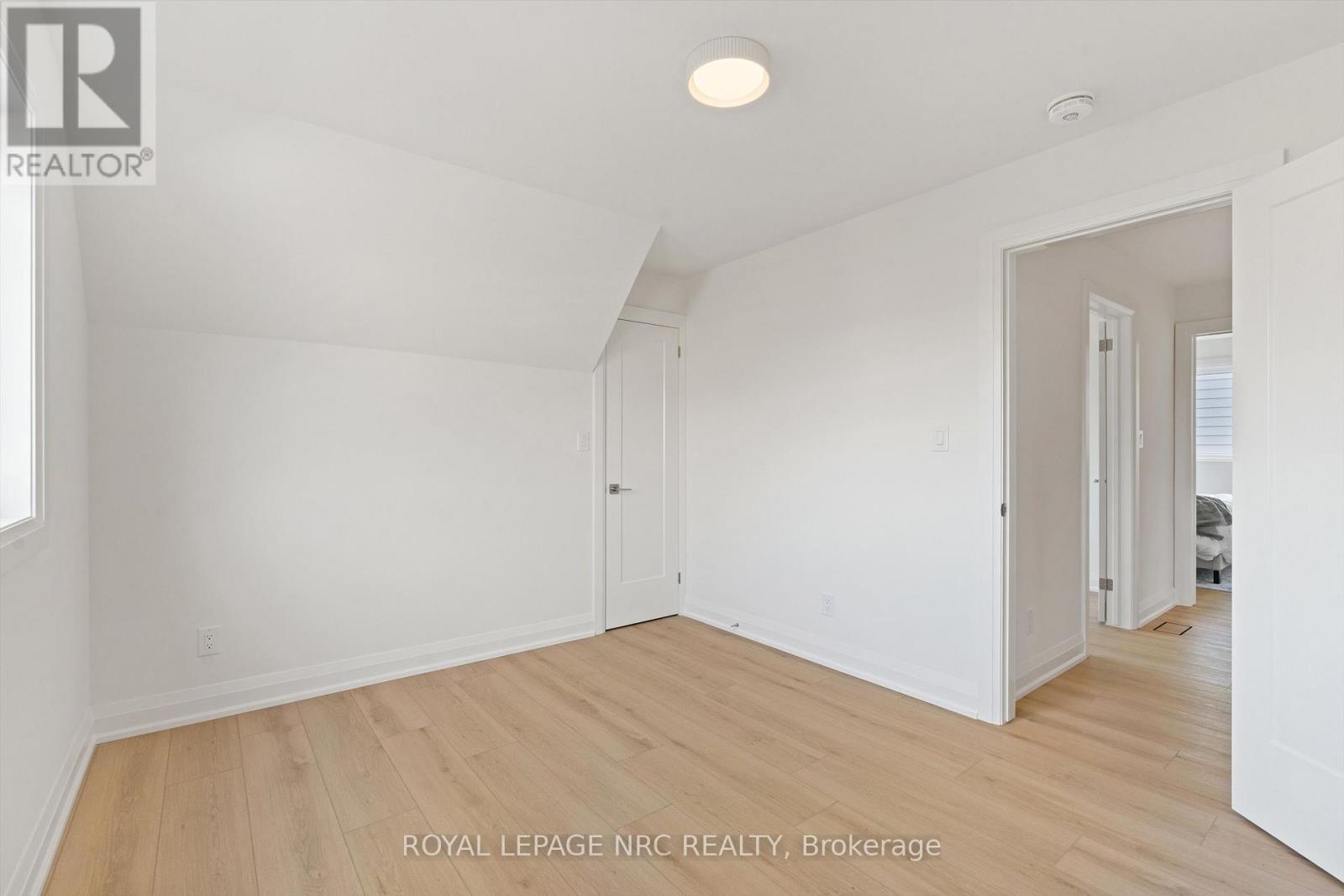 118 Glenwood Avenue, St. Catharines, Ontario  L2R 4C7 - Photo 25 - X12576028