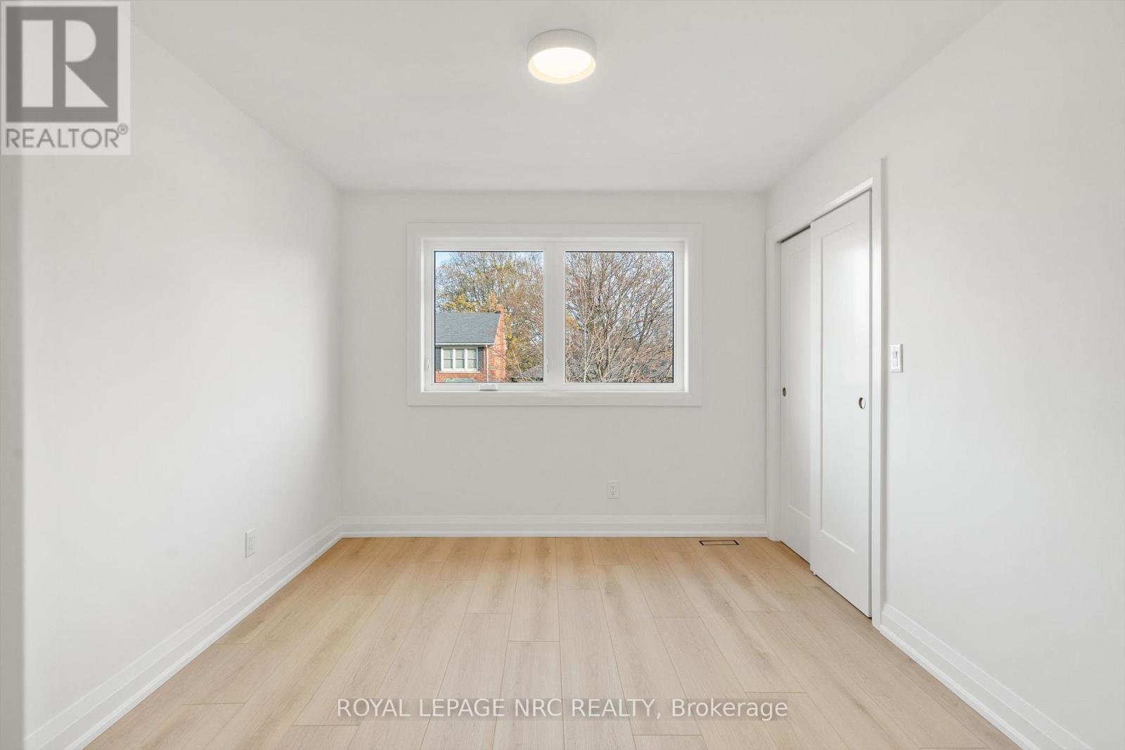 118 Glenwood Avenue, St. Catharines, Ontario  L2R 4C7 - Photo 26 - X12576028