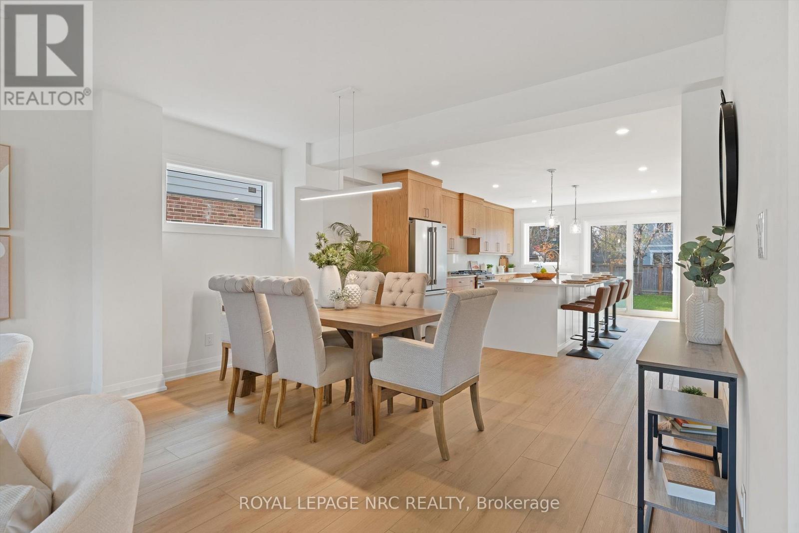 118 Glenwood Avenue, St. Catharines, Ontario  L2R 4C7 - Photo 5 - X12576028