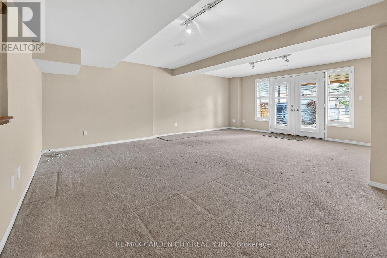 39 - 212 Glen Morris Dr. Drive E, St. Catharines, Ontario  L2T 4C5 - Photo 23 - X12576280