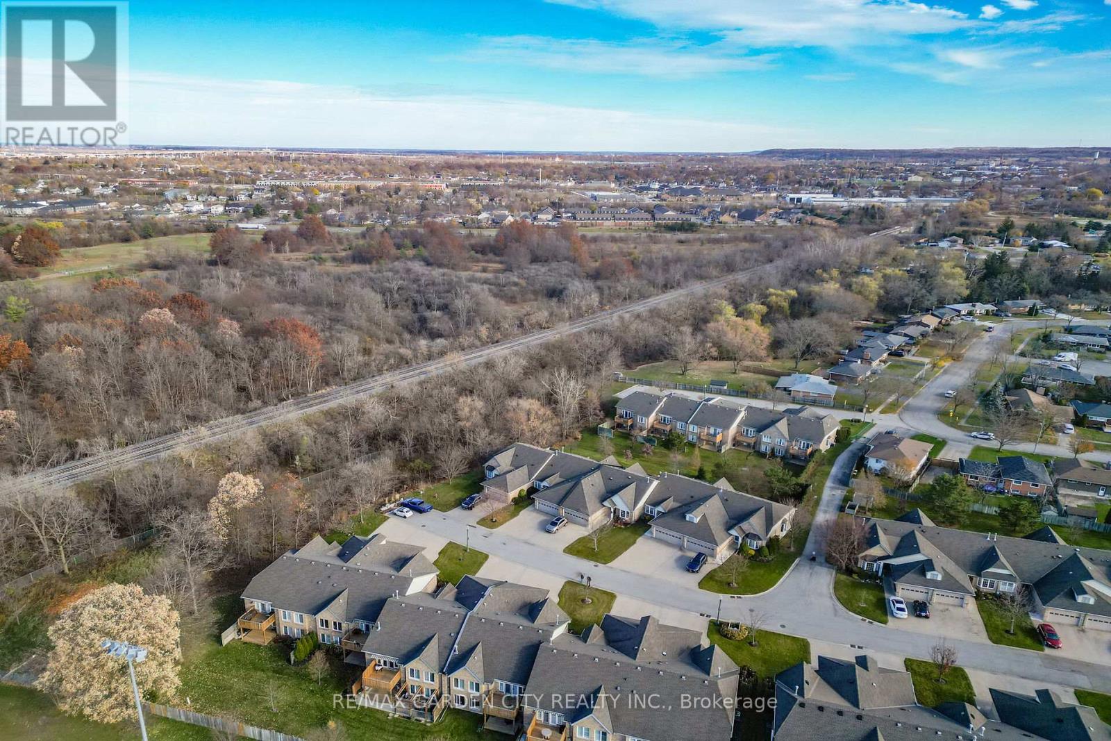 39 - 212 Glen Morris Dr. Drive E, St. Catharines, Ontario  L2T 4C5 - Photo 40 - X12576280