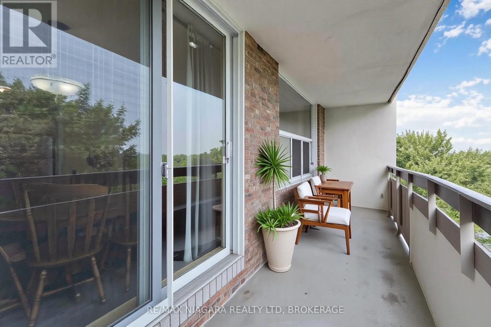 602 - 365 Geneva Street, St. Catharines, Ontario  L2N 5S7 - Photo 11 - X12576450