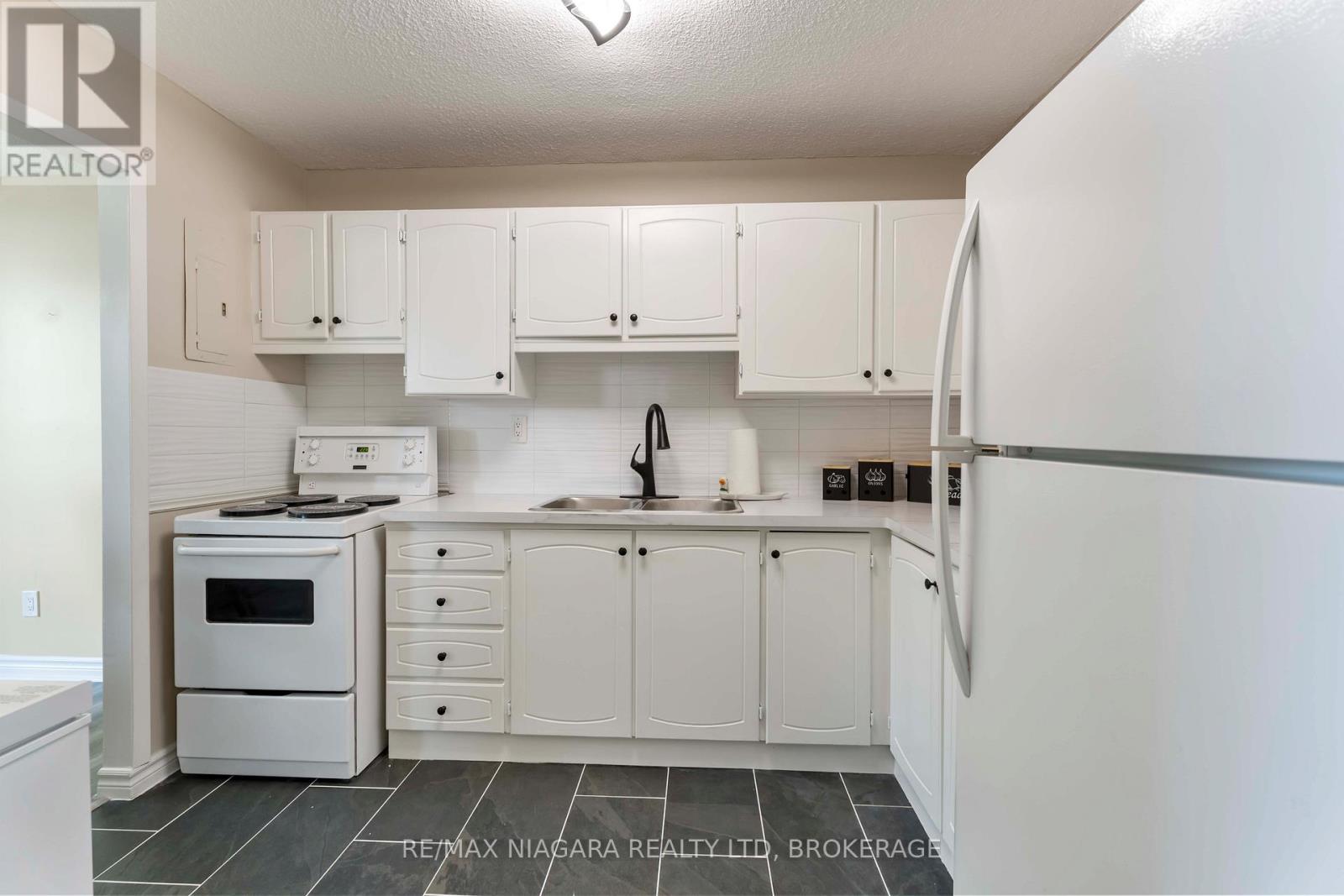 602 - 365 Geneva Street, St. Catharines, Ontario  L2N 5S7 - Photo 7 - X12576450