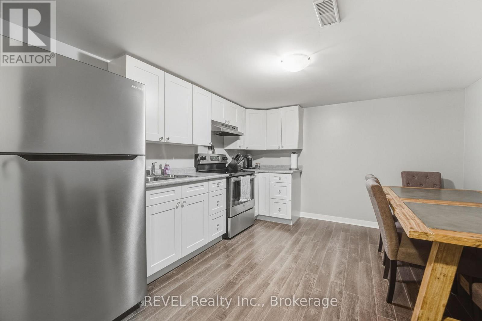 20 Bishops Road, St. Catharines, Ontario  L2M 1T9 - Photo 35 - X12577534