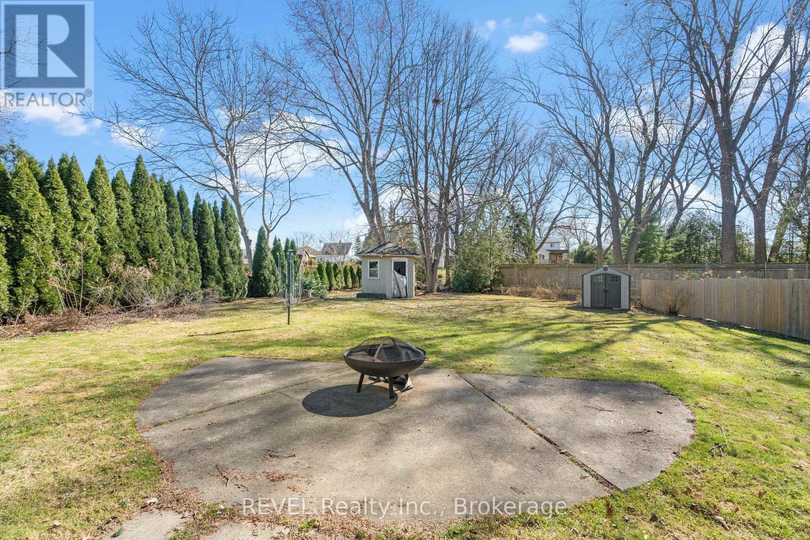 639 Penner Street, Niagara-On-The-Lake, Ontario  L0S 1T0 - Photo 23 - X12577584