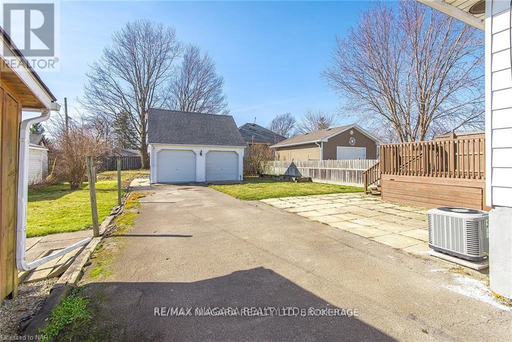 120 Elizabeth Street, Port Colborne, Ontario  L3K 2B9 - Photo 10 - X12578458