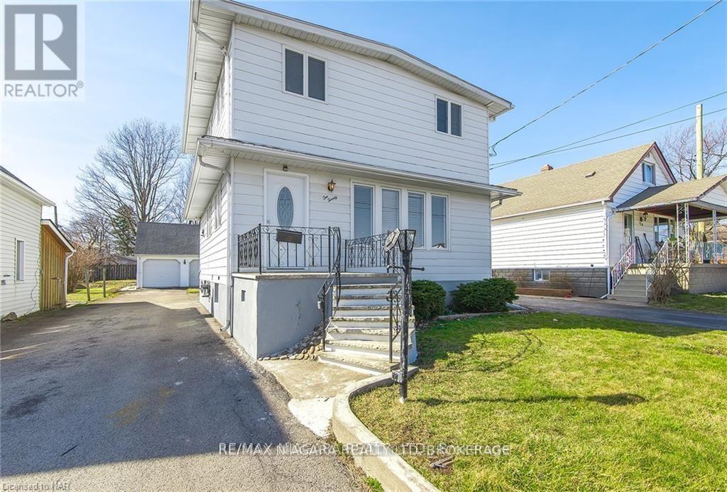 120 Elizabeth Street, Port Colborne, Ontario  L3K 2B9 - Photo 3 - X12578458