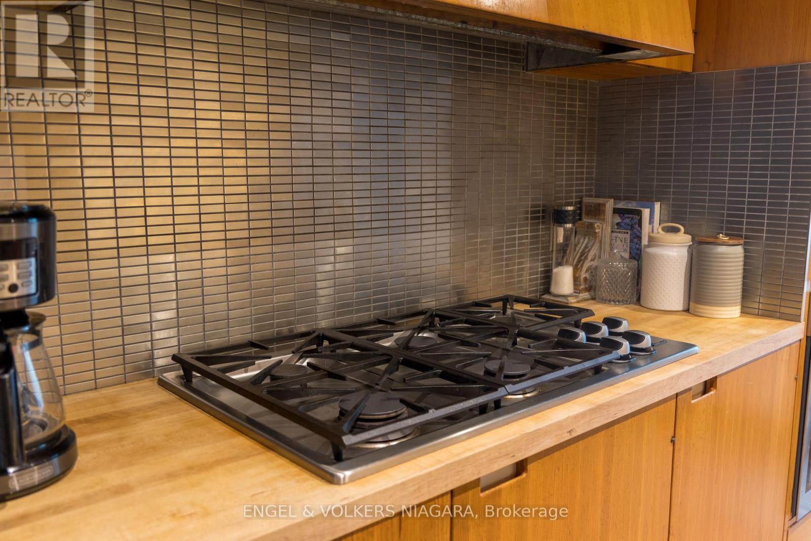 89 Byron Street, Niagara-On-The-Lake, Ontario  L0S 1J0 - Photo 11 - X12579212