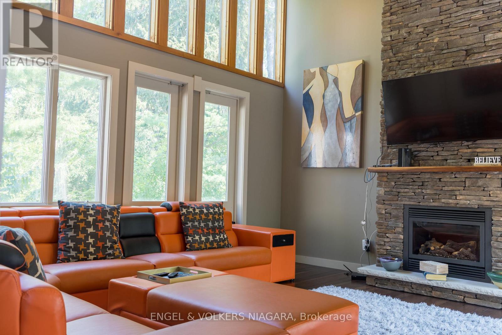 89 Byron Street, Niagara-On-The-Lake, Ontario  L0S 1J0 - Photo 14 - X12579212