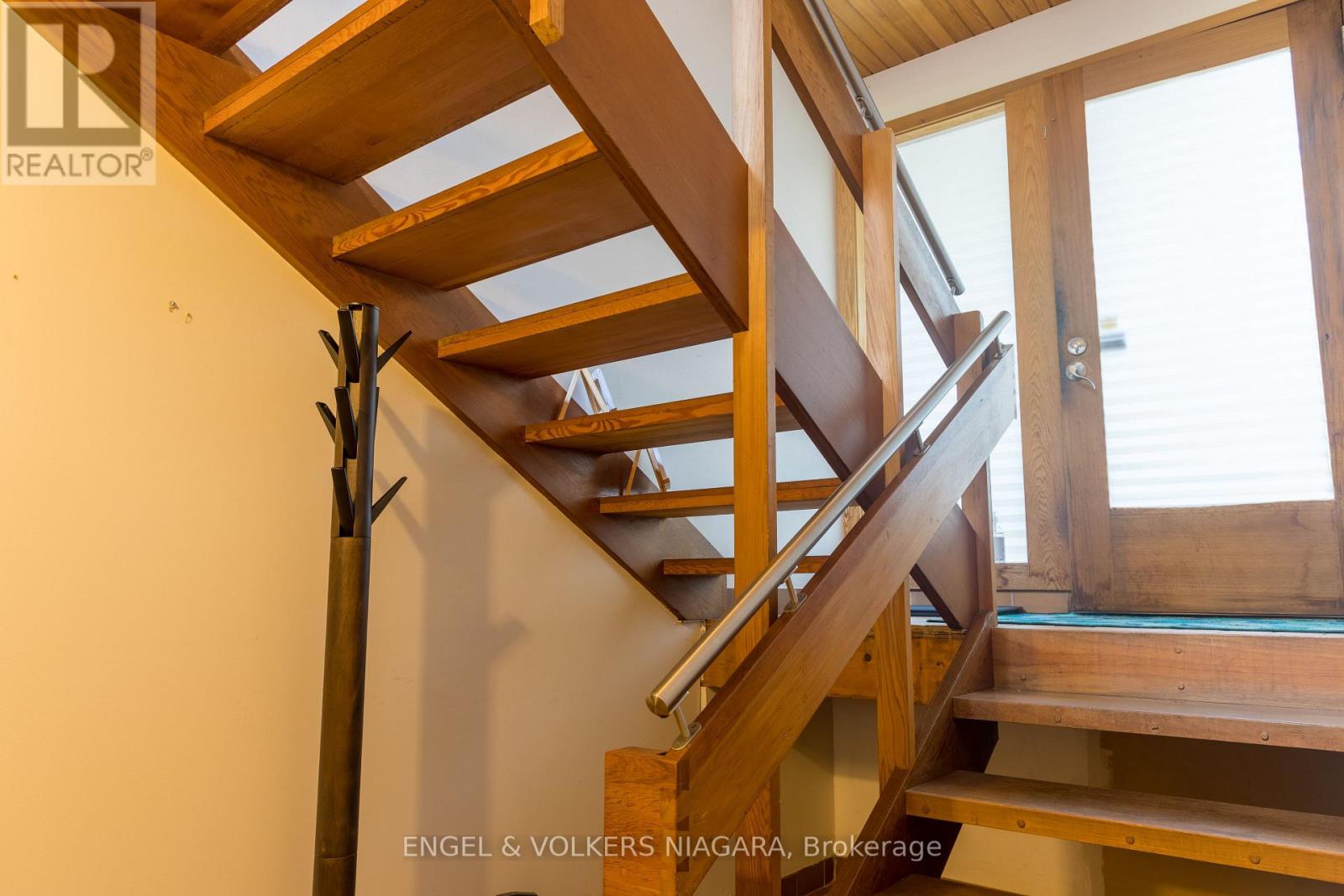 89 Byron Street, Niagara-On-The-Lake, Ontario  L0S 1J0 - Photo 23 - X12579212