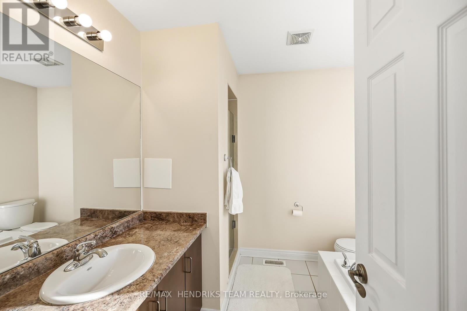 11 Keith Crescent, Niagara-On-The-Lake, Ontario  L0S 1J0 - Photo 28 - X12579498