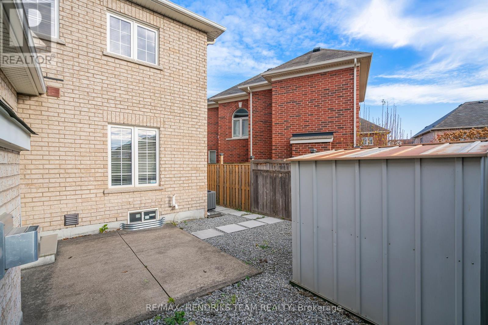 11 Keith Crescent, Niagara-On-The-Lake, Ontario  L0S 1J0 - Photo 38 - X12579498